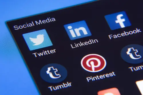 Social Media Marketing: Tra Strategia e Dinamismo